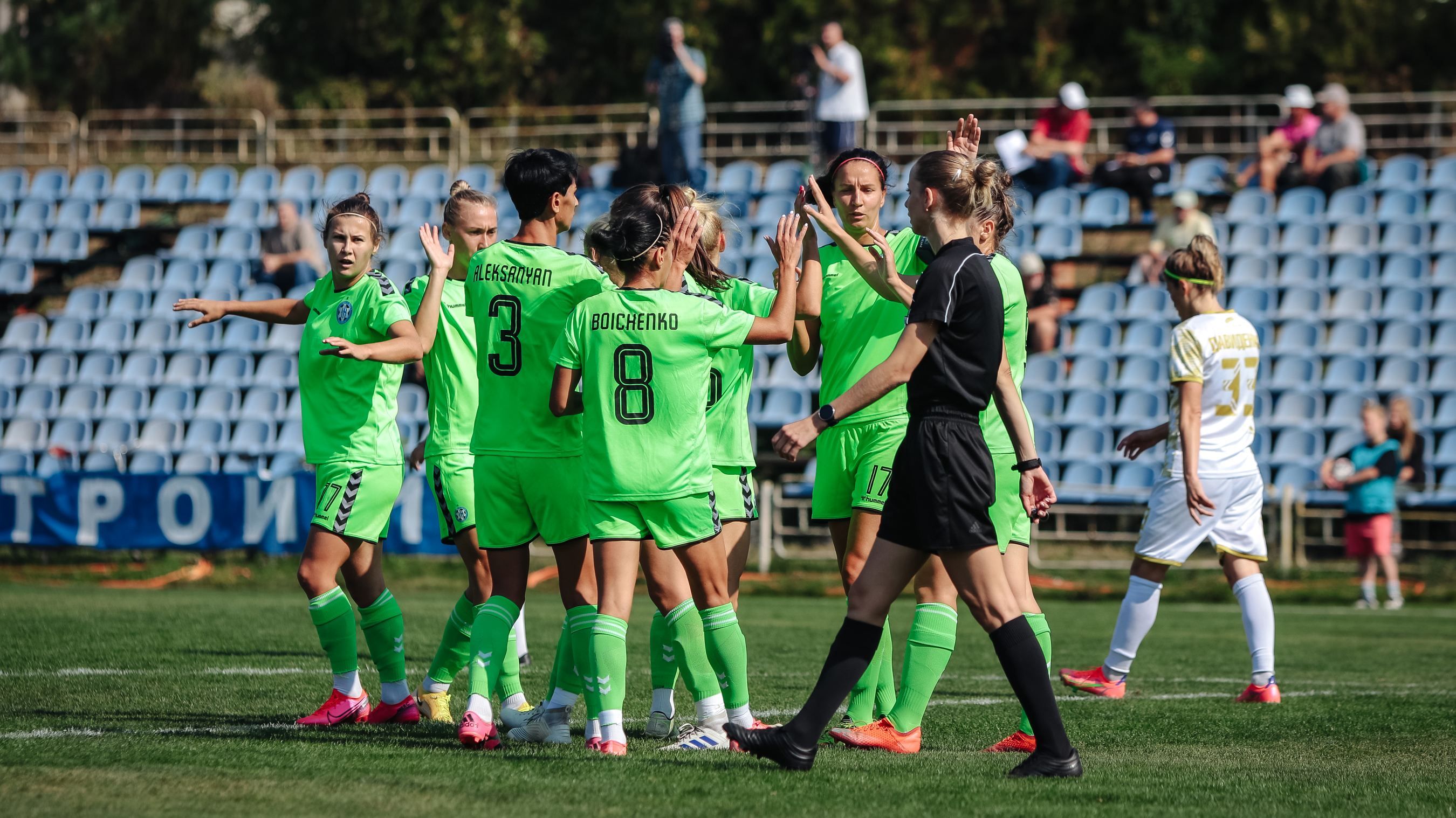 ПСЖ та Реал – українська команда дізналась суперниць у Лізі чемпіонів - Спорт 24 ПСЖ та Реал – українська команда дізналась суперниць у Лізі чемпіонів - Спорт 24