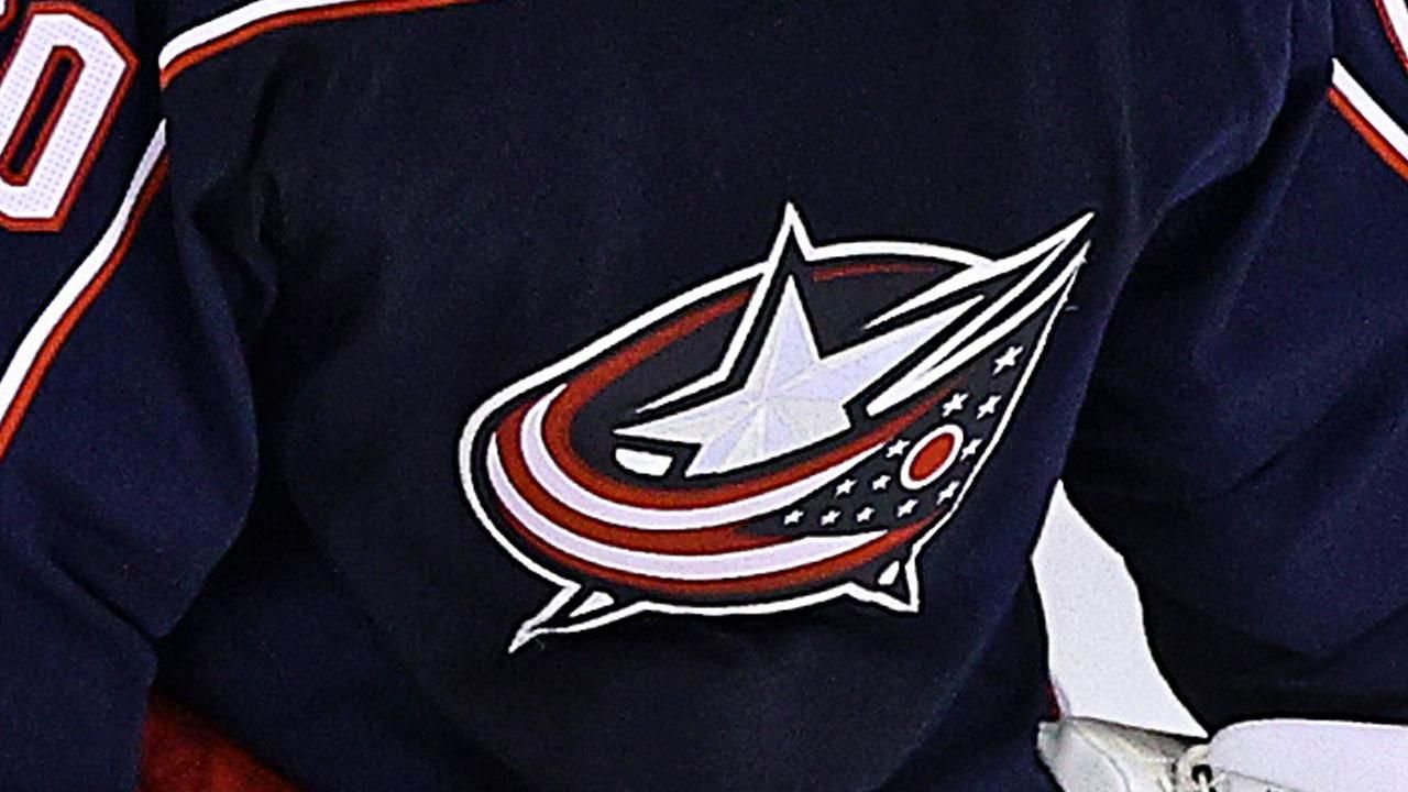 Хоккейный клуб уволил тренера из-за отказа от вакцинации от коронавируса Хоккейный клуб уволил тренера из-за отказа от вакцинации от коронавируса