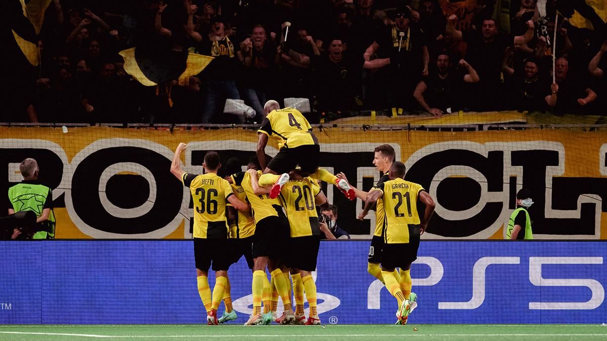 Манчестер Юнайтед сенсационно проиграл Янг Бойз в компенсированное время несмотря на гол Роналду Манчестер Юнайтед сенсационно проиграл Янг Бойз в компенсированное время несмотря на гол Роналду