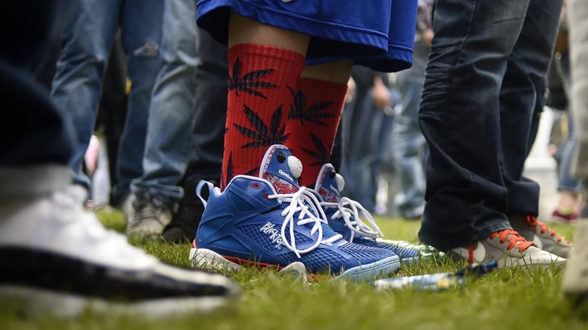 Спортсменам можуть дозволити вживати марихуану - Новини спорту - Спорт 24 Спортсменам можуть дозволити вживати марихуану - Новини спорту - Спорт 24