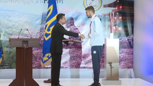 Паралимпиец Максим Крипак получил звание Героя Украины
