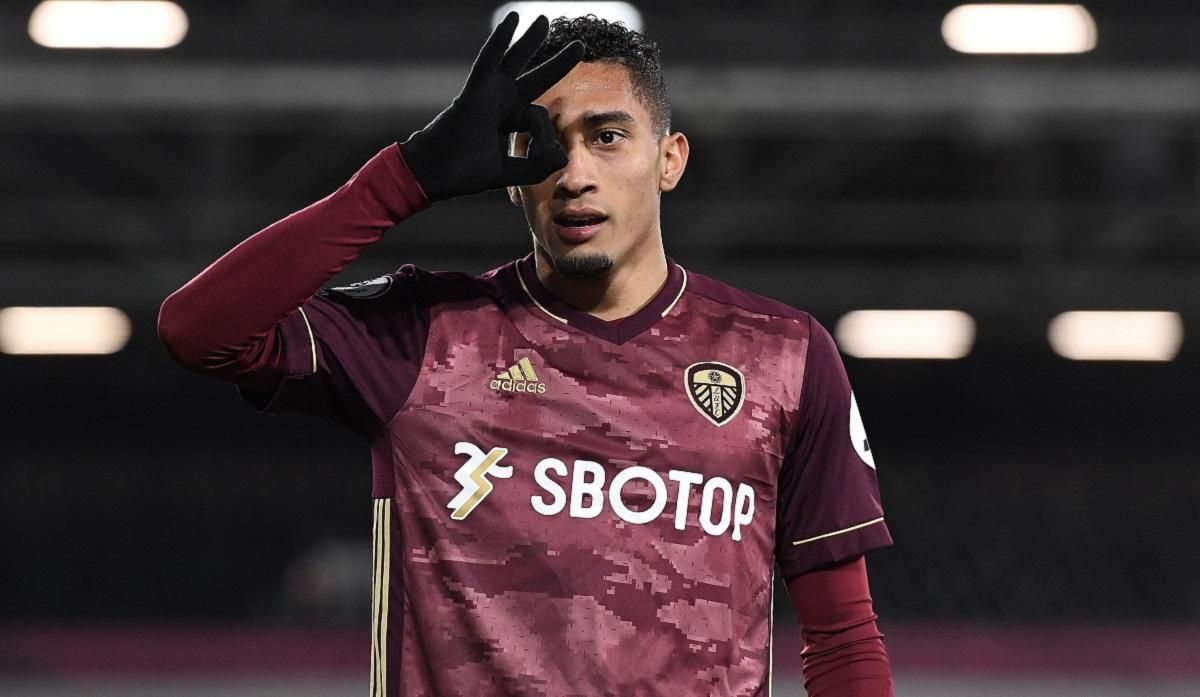 Майстерно пропустив м'яч поміж ніг: розкішний гол в Англії – відео - Спорт 24 Майстерно пропустив м'яч поміж ніг: розкішний гол в Англії – відео - Спорт 24