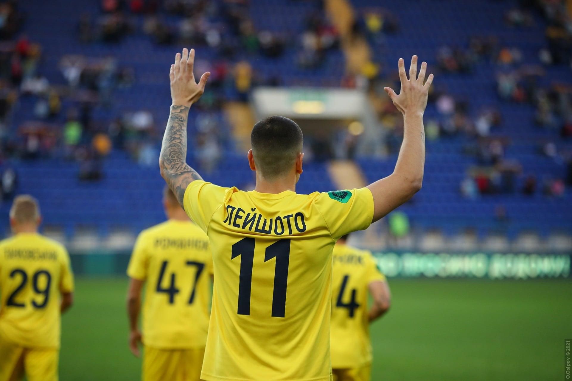 Металлист сенсационно выбил Десну на пути в 1/8 финала Кубка Украины по футболу видео Металлист сенсационно выбил Десну на пути в 1/8 финала Кубка Украины по футболу видео