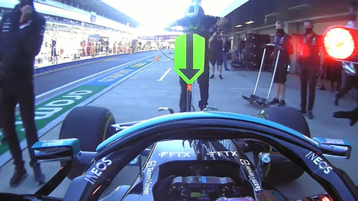Хемілтон збив механіка під час практики на гран-прі Росії: відео - Новини спорту - Спорт 24 Хемілтон збив механіка під час практики на гран-прі Росії: відео - Новини спорту - Спорт 24