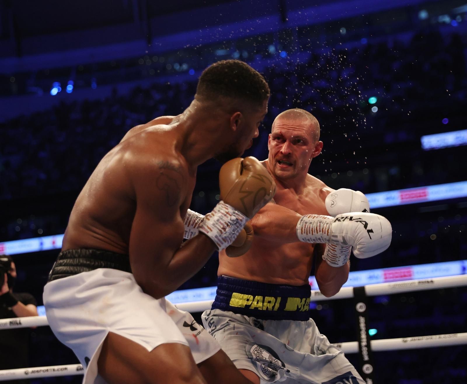 Єдине, що я хотів зробити – прославити Господа Ісуса Христа, І це перемога від нього, – Усик - новини боксу - Спорт 24 Єдине, що я хотів зробити – прославити Господа Ісуса Христа, І це перемога від нього, – Усик - новини боксу - Спорт 24