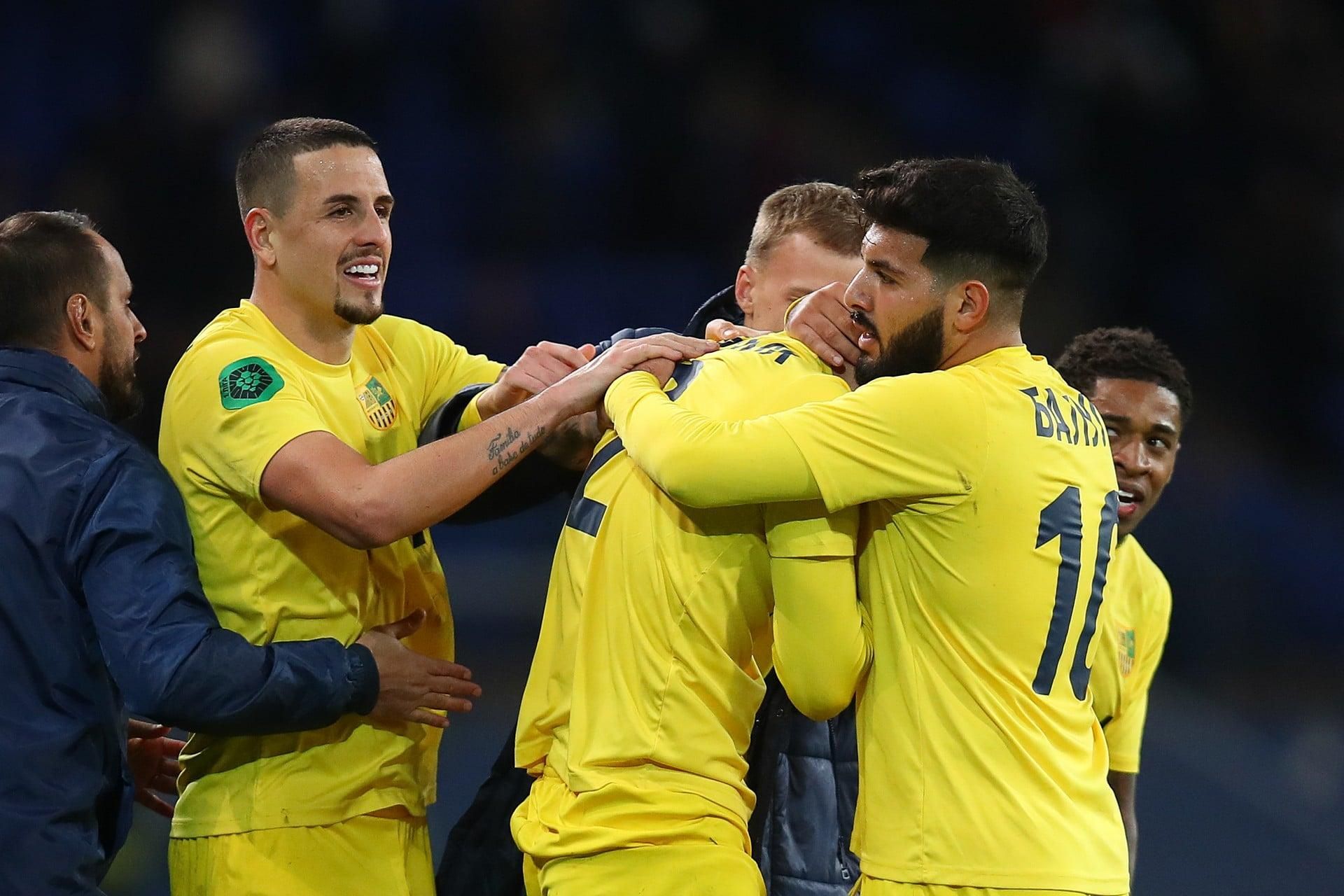 Металіст у феєричному матчі розтрощив Кривбас: відео - Спорт 24 Металіст у феєричному матчі розтрощив Кривбас: відео - Спорт 24