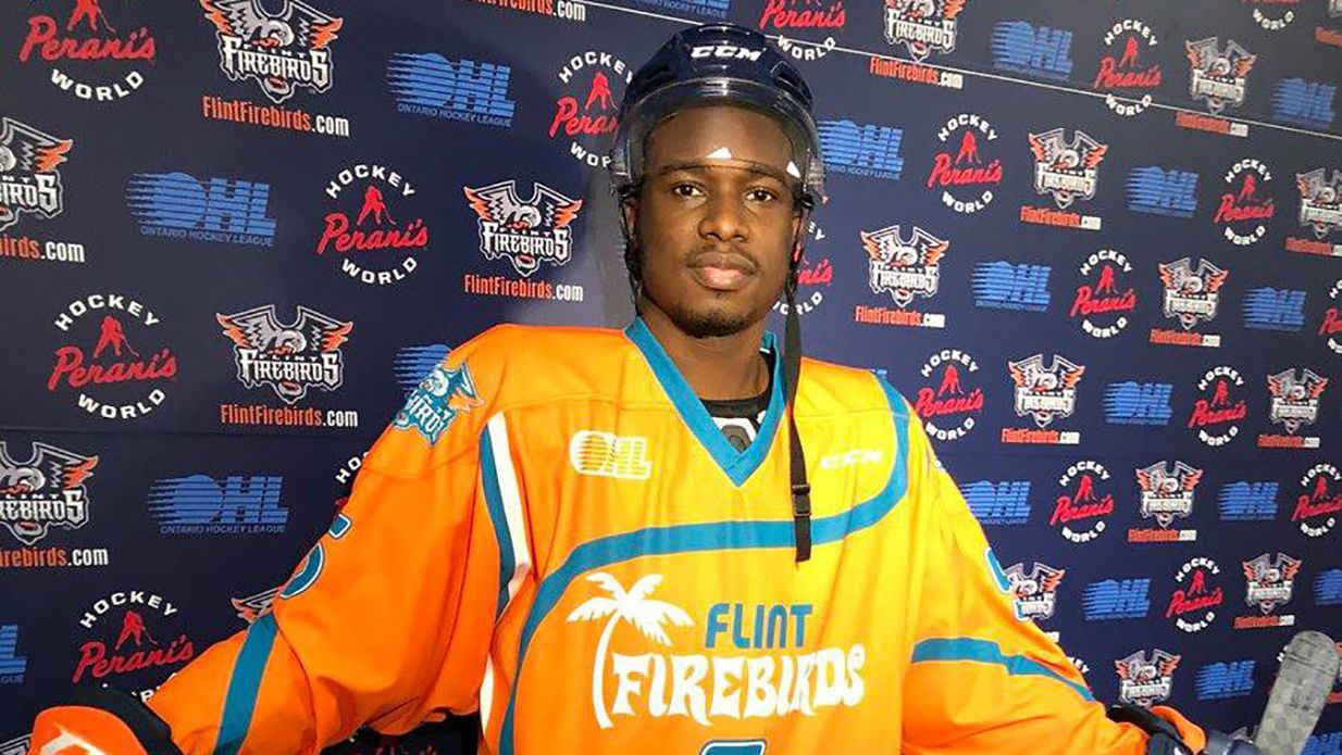 Бойкот Смерека: хоккеист не будет играть за Донбасс пока Денискина не исключат из УХЛ за расизм Бойкот Смерека: хоккеист не будет играть за Донбасс пока Денискина не исключат из УХЛ за расизм