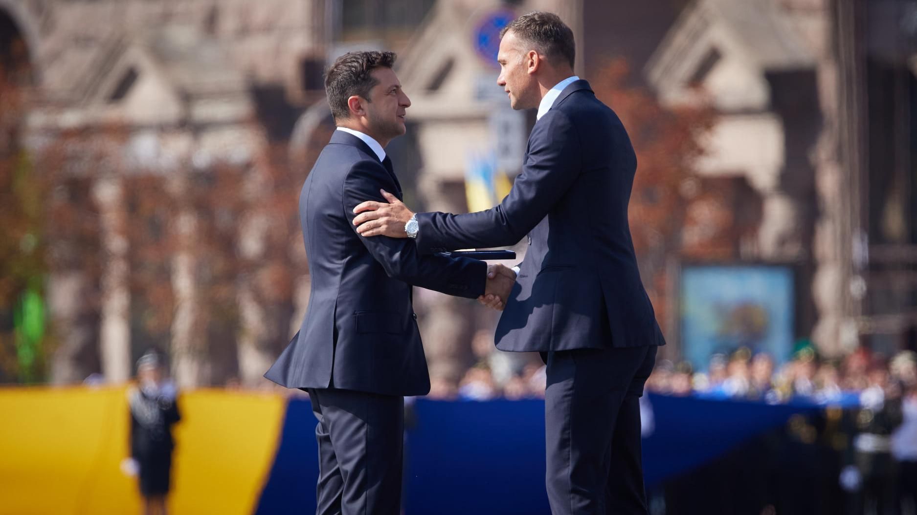 У футболі – це лише 1-й тайм: Зеленський привітав Шевченка з днем народження - Спорт 24 У футболі – це лише 1-й тайм: Зеленський привітав Шевченка з днем народження - Спорт 24