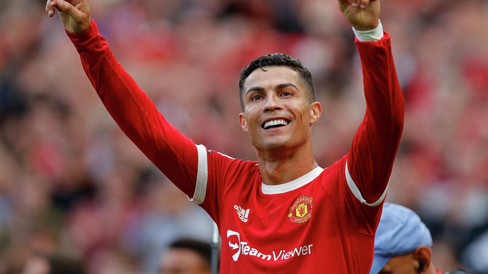 Побил рекорд и забил победный гол: как Роналду стал героем матча Лиги чемпионов – видео Побил рекорд и забил победный гол: как Роналду стал героем матча Лиги чемпионов – видео