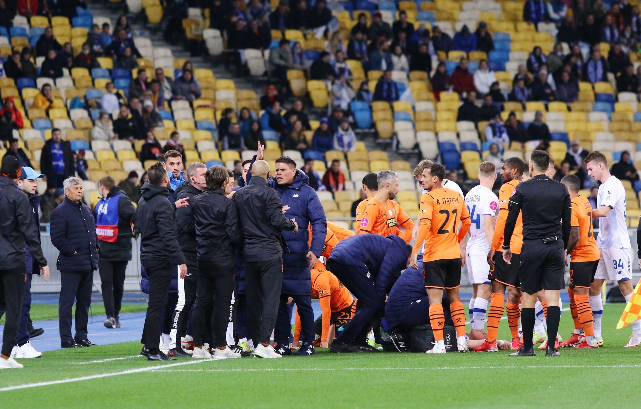 Динамо порушило регламент і кодекс етики під час матчу з Шахтарем - Спорт 24 Динамо порушило регламент і кодекс етики під час матчу з Шахтарем - Спорт 24