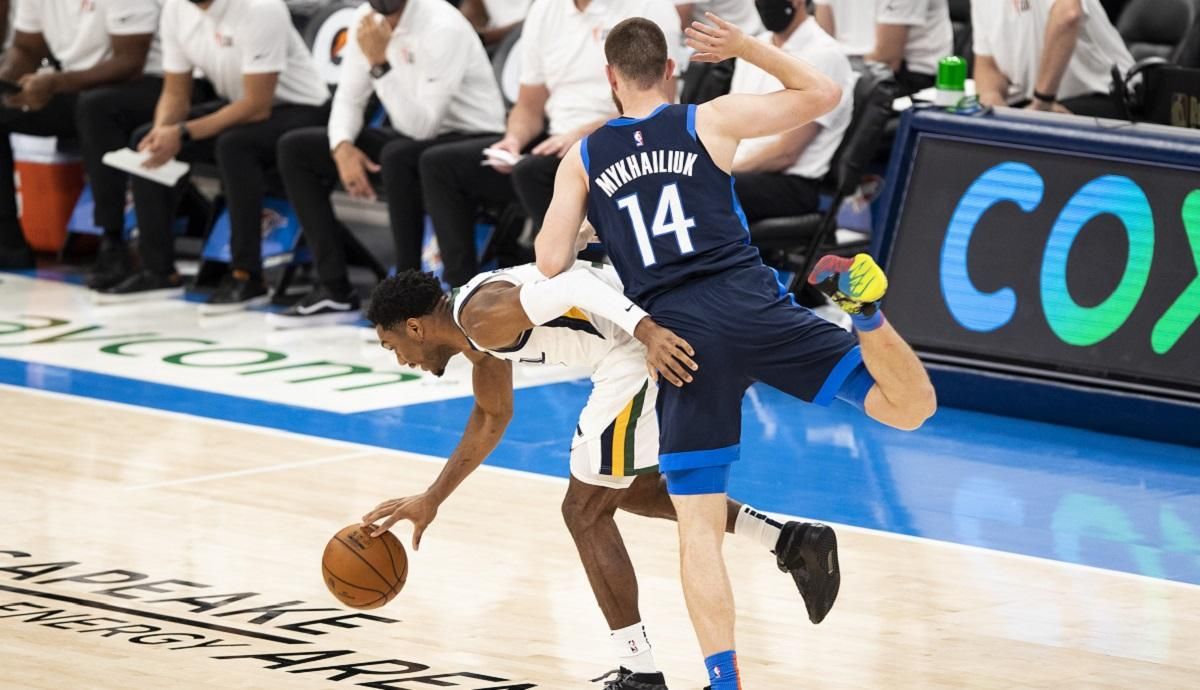 Украинский баскетболист Михайлюк показал результативную игру в первом матче за Торонто Украинский баскетболист Михайлюк показал результативную игру в первом матче за Торонто