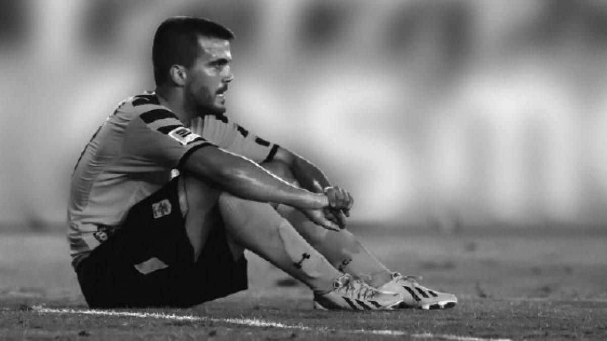 Известного футболиста нашли мертвым в собственном авто Известного футболиста нашли мертвым в собственном авто