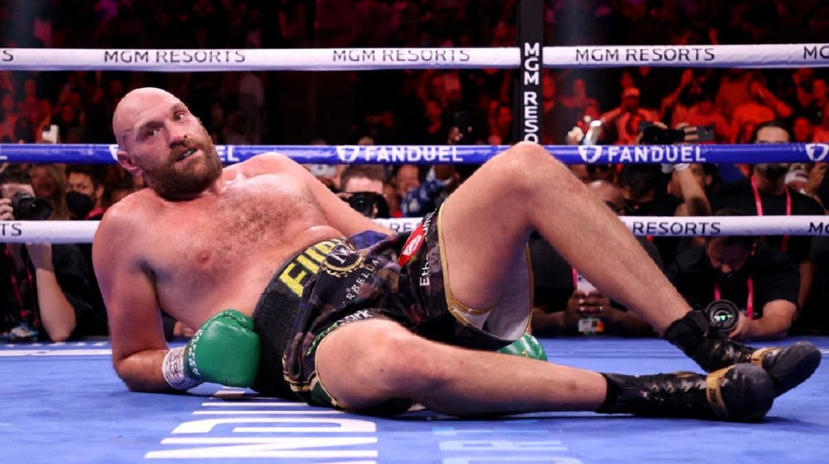 Ф'юрі вперше в кар'єрі опинився в нокдауні двічі за раунд, але нокаутував Уайлдера - бокс новини - Спорт 24 Ф'юрі вперше в кар'єрі опинився в нокдауні двічі за раунд, але нокаутував Уайлдера - бокс новини - Спорт 24