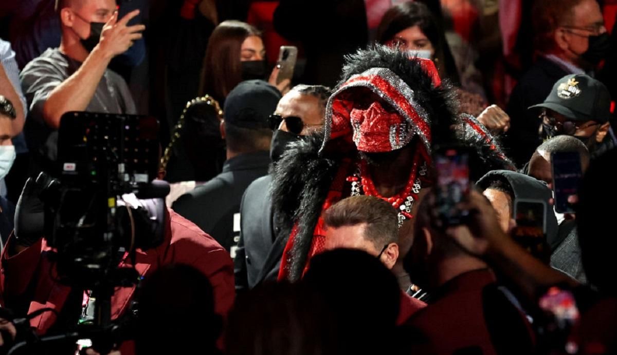 Как Уайлдер и Фьюри выходили в ринг: яркие видео Как Уайлдер и Фьюри выходили в ринг: яркие видео