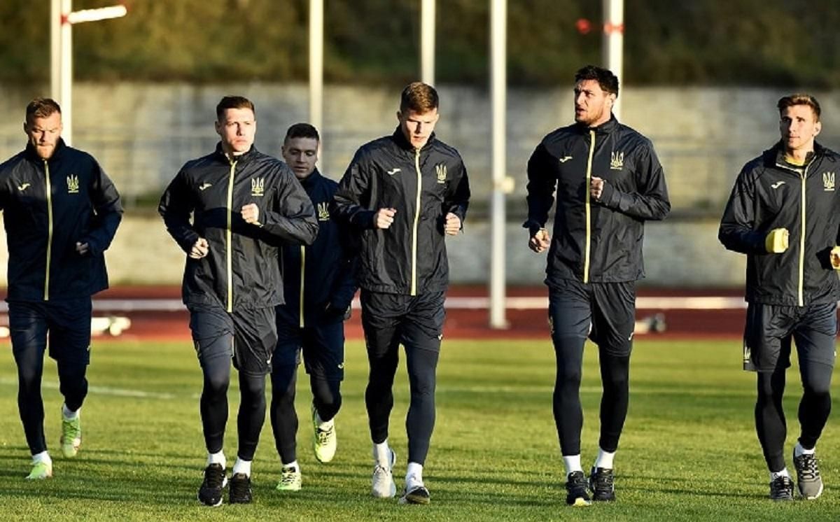 Подготовка к Боснии: сборная Украины провела тренировку на старой арене Львова – видео Подготовка к Боснии: сборная Украины провела тренировку на старой арене Львова – видео