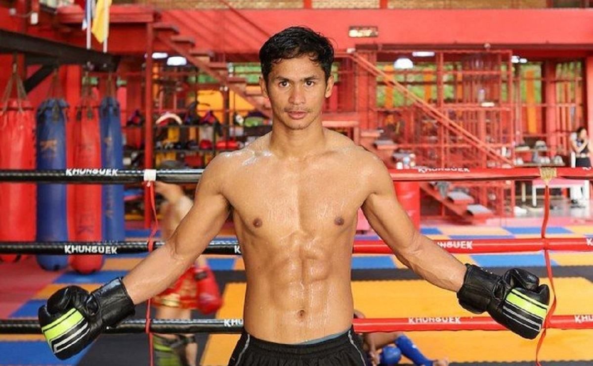 Впав непритомним: найкращий кікбоксер світу програв нищівним нокаутом - відео - Новини спорту - Спорт 24 Впав непритомним: найкращий кікбоксер світу програв нищівним нокаутом - відео - Новини спорту - Спорт 24