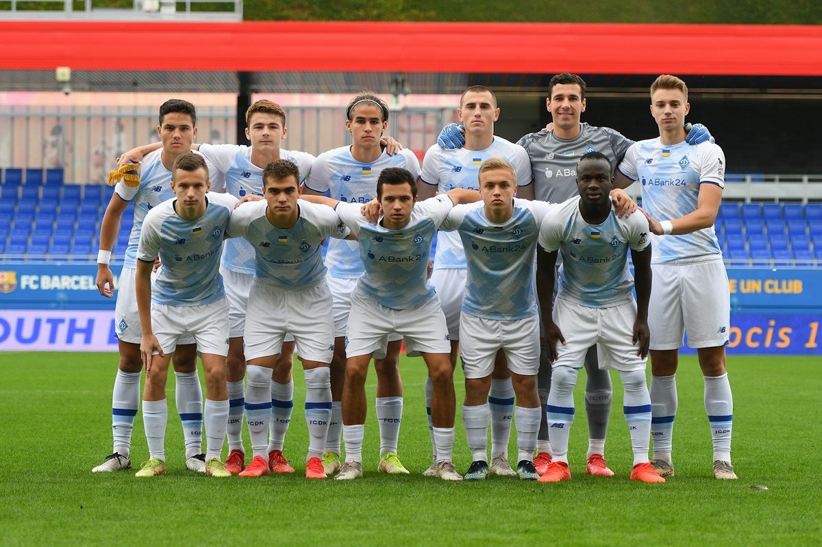 Юнацька Ліга УЄФА: Динамо U19 зіграло внічию з Барселоною – відео - новини Динамо - Спорт 24 Юнацька Ліга УЄФА: Динамо U19 зіграло внічию з Барселоною – відео - новини Динамо - Спорт 24