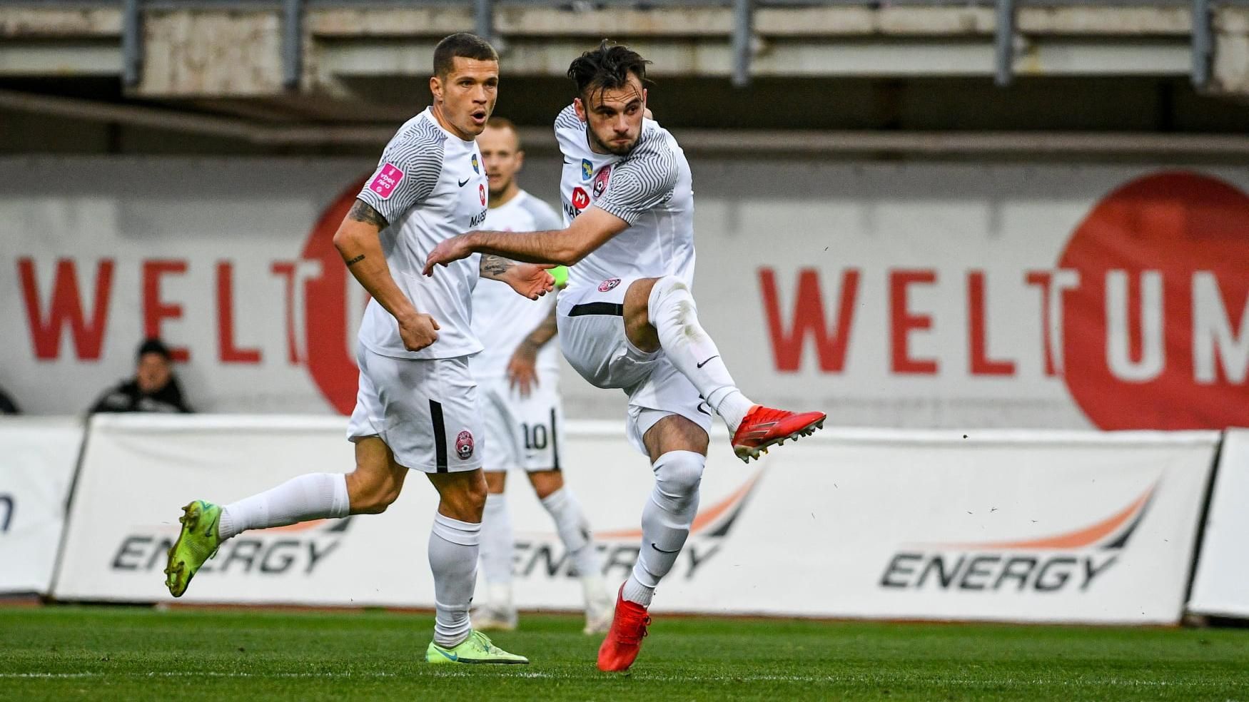 Заря сыграет матч с Колосом без зрителей на трибунах Заря сыграет матч с Колосом без зрителей на трибунах