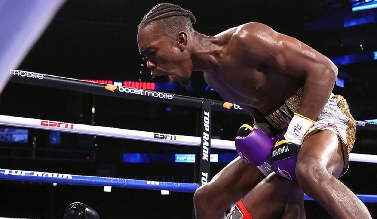 Син Холіфілда відправив суперника у глибокий нокаут: Стенфорду потрібні були лікарі – відео - новини боксу - Спорт 24 Син Холіфілда відправив суперника у глибокий нокаут: Стенфорду потрібні були лікарі – відео - новини боксу - Спорт 24