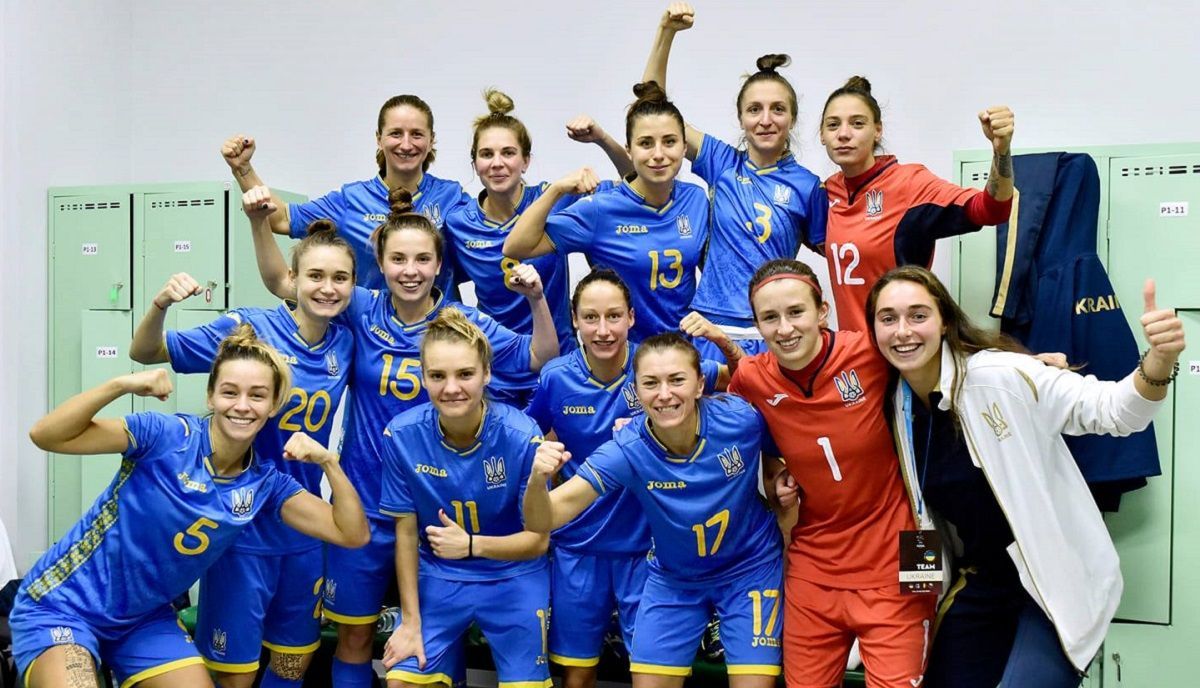 Украина вышла в "Финал четырех": украинская вратарь забила безумный гол Украина вышла в "Финал четырех": украинская вратарь забила безумный гол