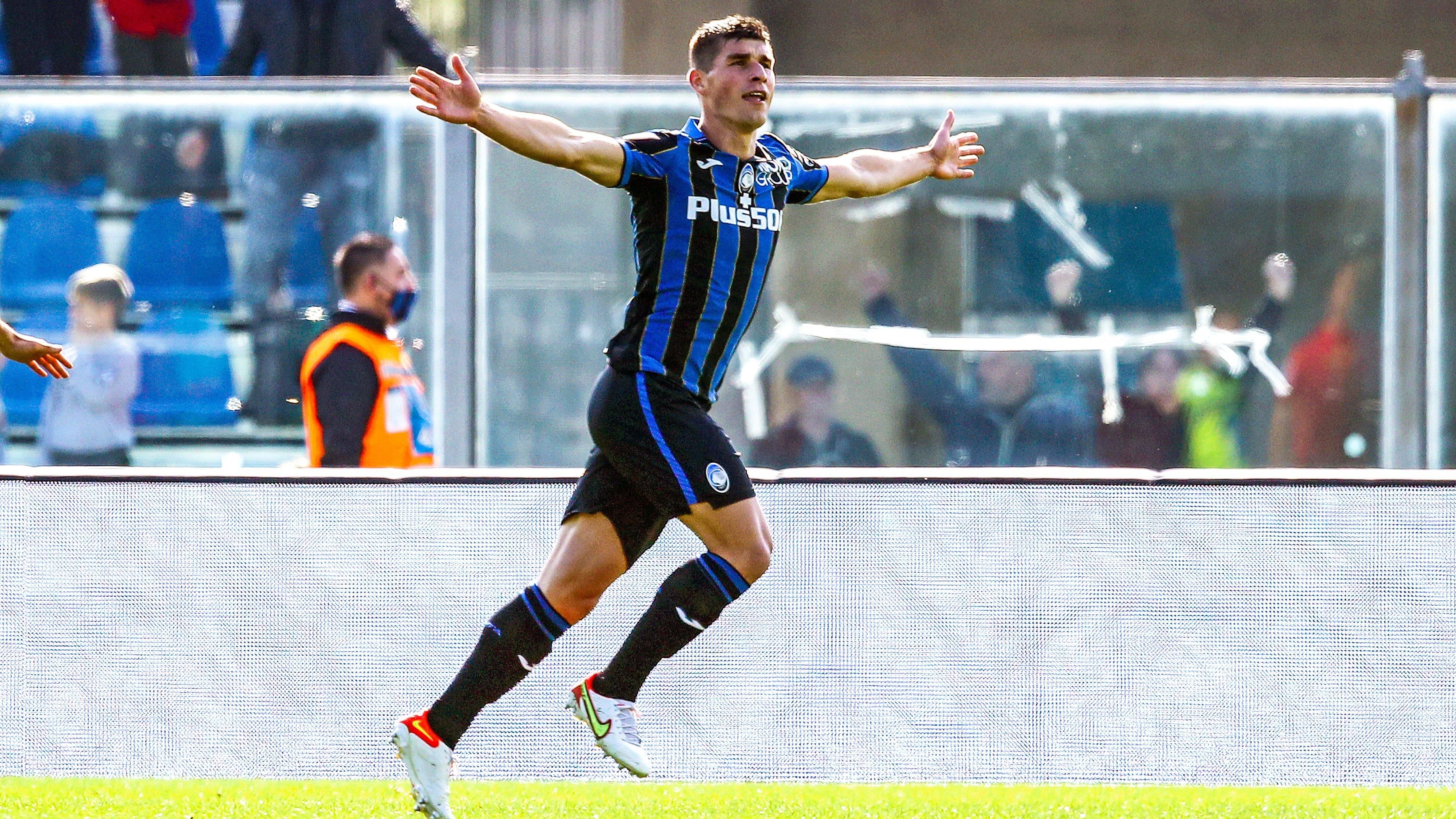 Малиновский забил мощным ударом за Аталанту в чемпионате Италии: видео Малиновский забил мощным ударом за Аталанту в чемпионате Италии: видео