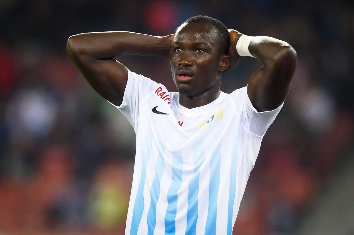 Футболист, которым интересовался Шахтер, перенес остановку сердца во время матча Футболист, которым интересовался Шахтер, перенес остановку сердца во время матча