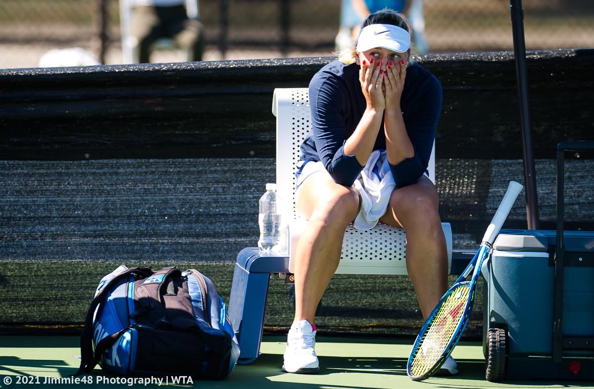 Костюк обидно уступила Халеп и не сумела выйти в финал турнира в Румынии Костюк обидно уступила Халеп и не сумела выйти в финал турнира в Румынии