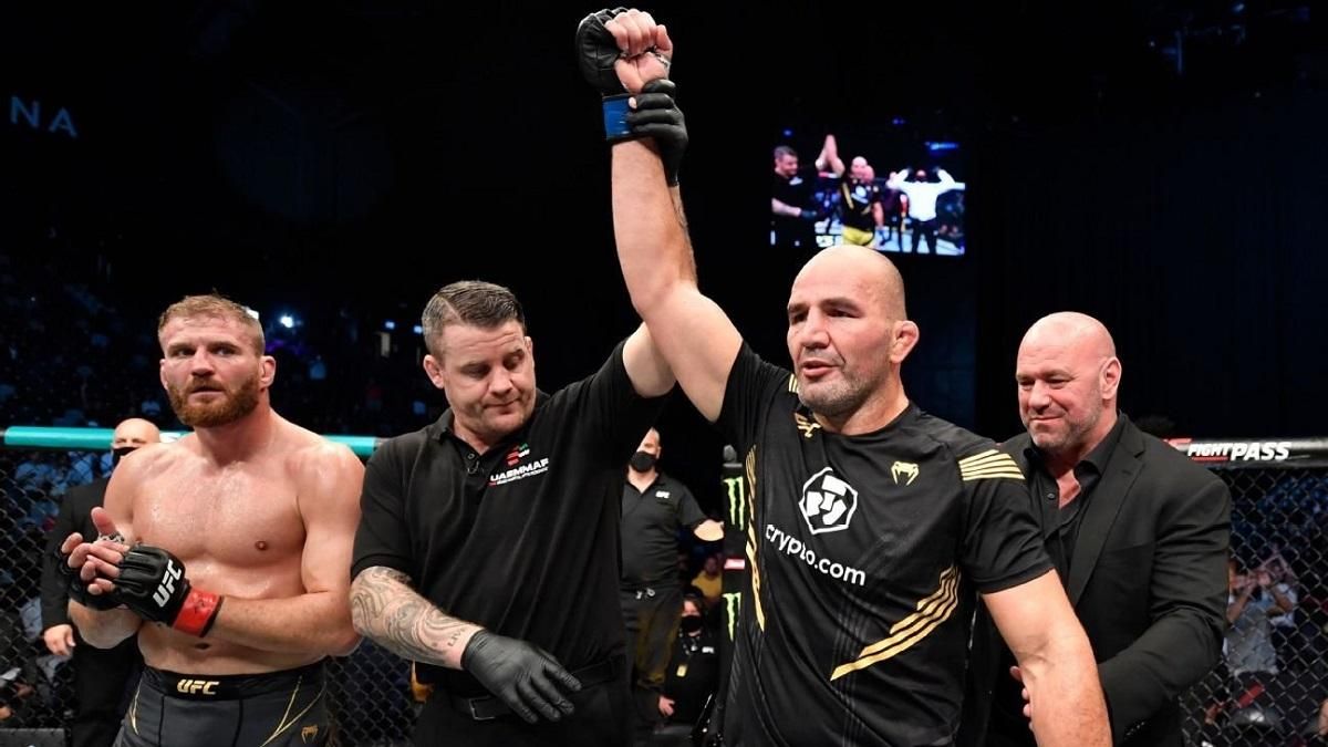 Ледь не задушив та змусив здатись: бразильський боєць сенсаційно став чемпіоном UFC – відео - Спорт 24