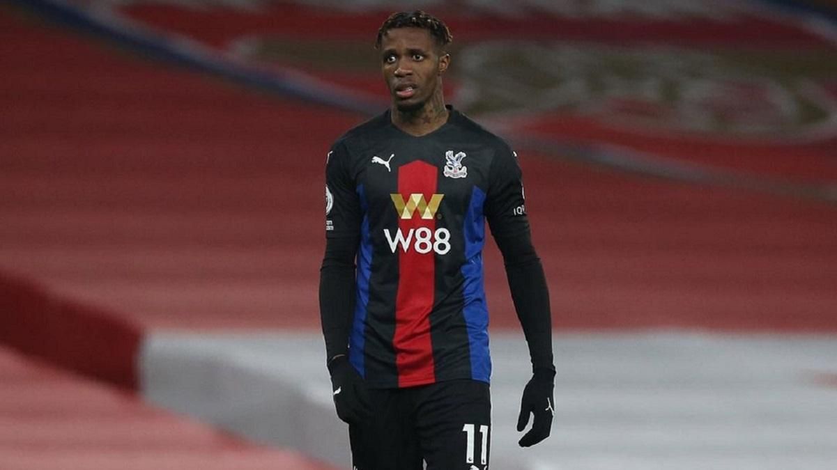 Называют обезьяной и желают смерти: игрок в Англии претерпел расистское оскорбление Называют обезьяной и желают смерти: игрок в Англии претерпел расистское оскорбление