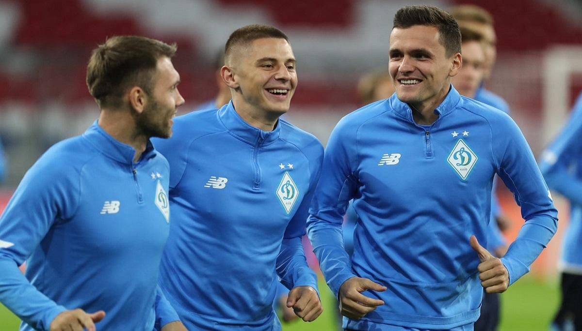 Мама може бути спокійна: Миколенко в оригінальній шапці відвідав матч Динамо – фото - новини Динамо - Спорт 24 Мама може бути спокійна: Миколенко в оригінальній шапці відвідав матч Динамо – фото - новини Динамо - Спорт 24