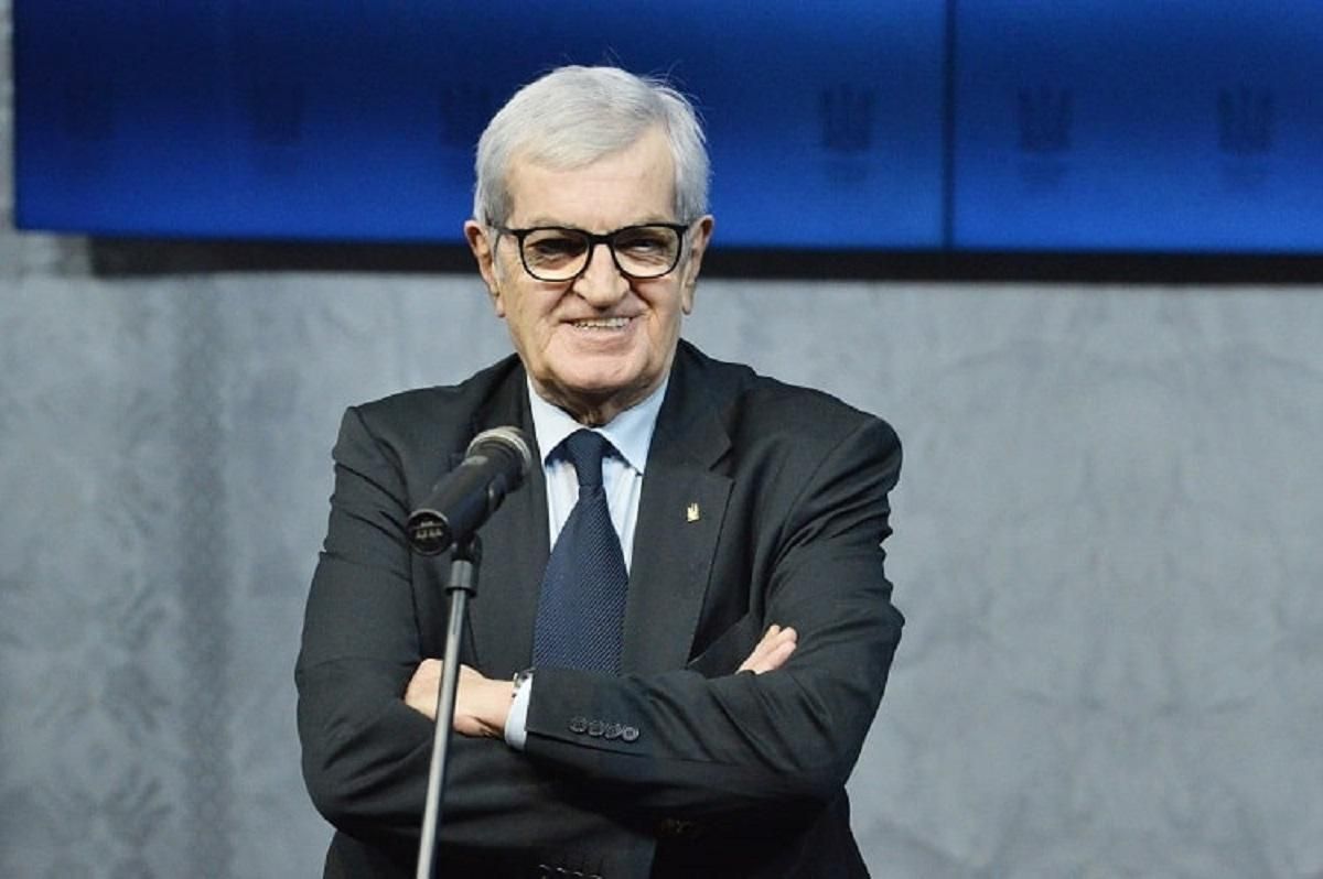 УАФ оголосила про продовження контракту з авторитетним фахівцем з арбітражу Лучано Лучі - Спорт 24 УАФ оголосила про продовження контракту з авторитетним фахівцем з арбітражу Лучано Лучі - Спорт 24