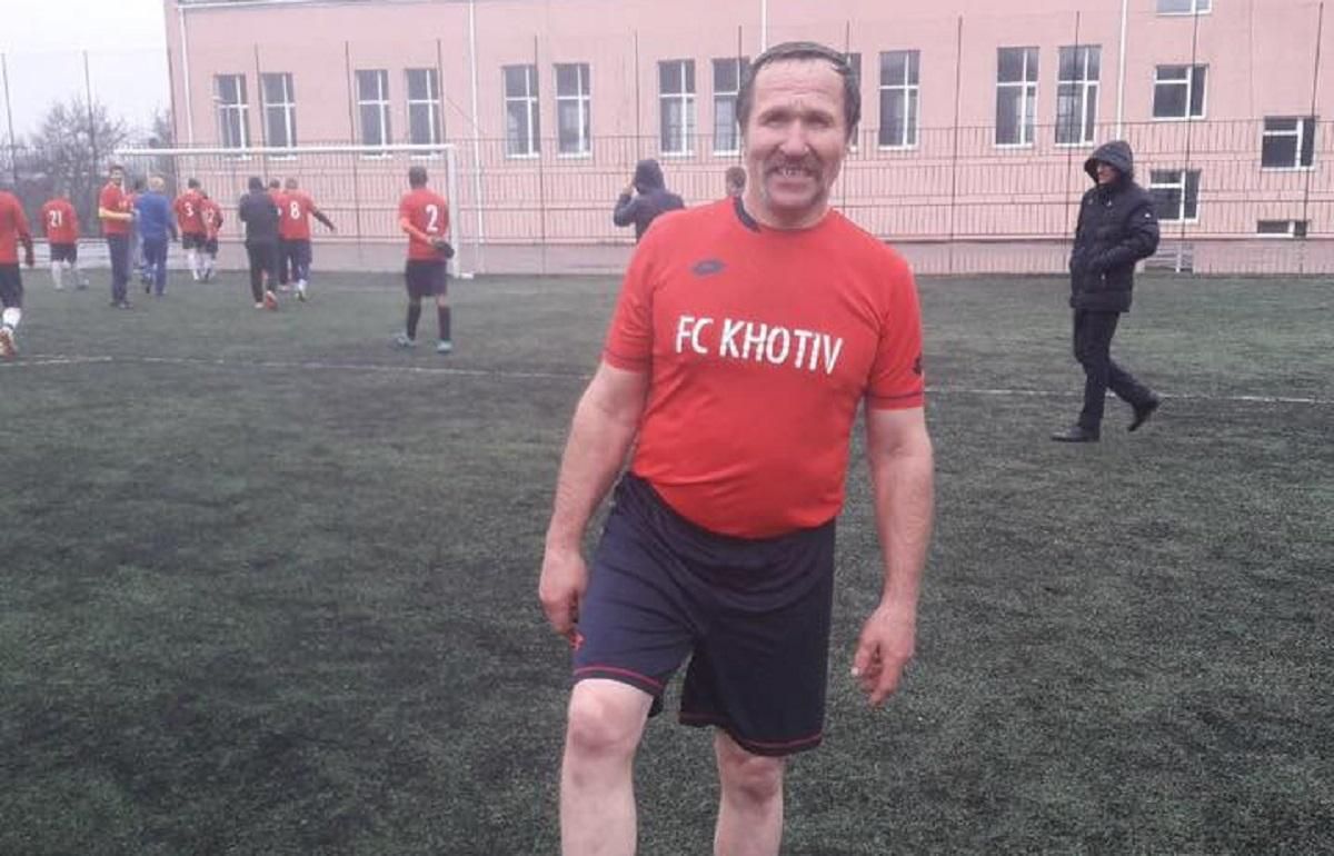 Отыграл весь матч: 70-летний футболист попал в Книгу рекордов Украины