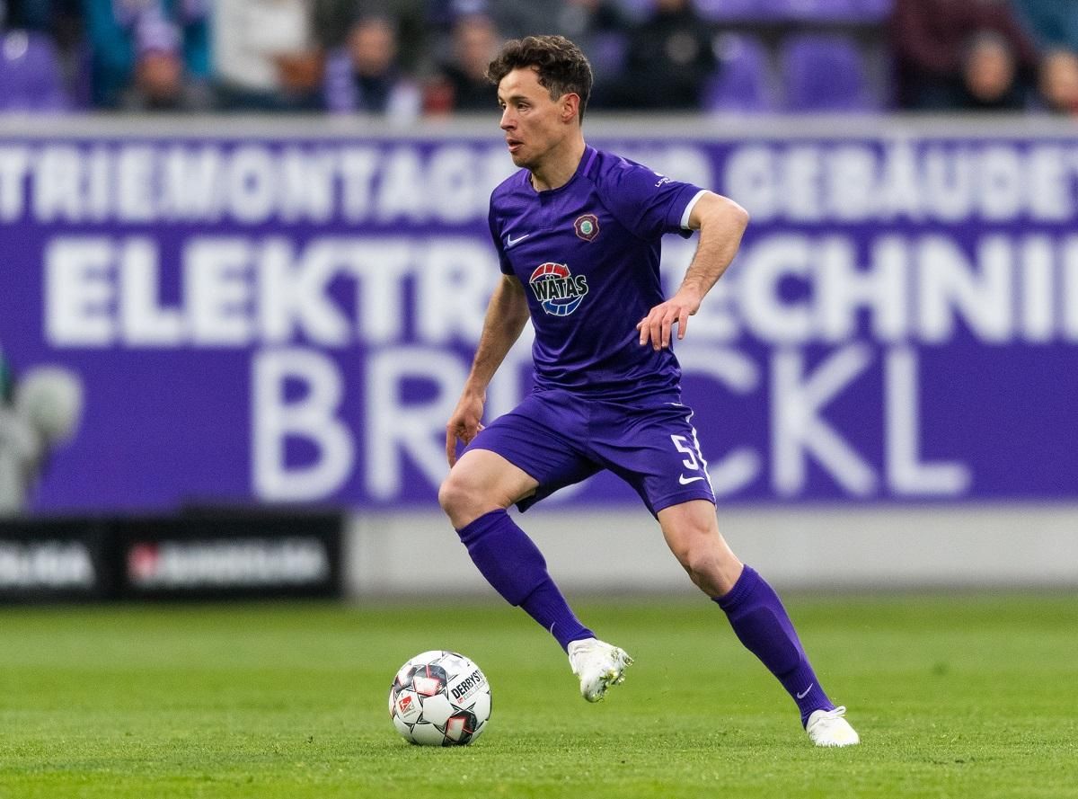 Плюнув асистенту арбітра в око: німецького футболіста дискваліфікували на 7 місяців - Спорт 24 Плюнув асистенту арбітра в око: німецького футболіста дискваліфікували на 7 місяців - Спорт 24