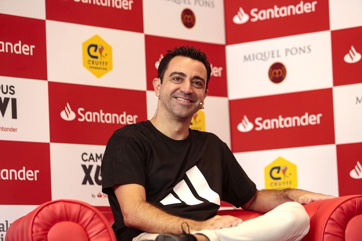 Возвращение легенды: Хави официально стал тренером Барселоны Возвращение легенды: Хави официально стал тренером Барселоны