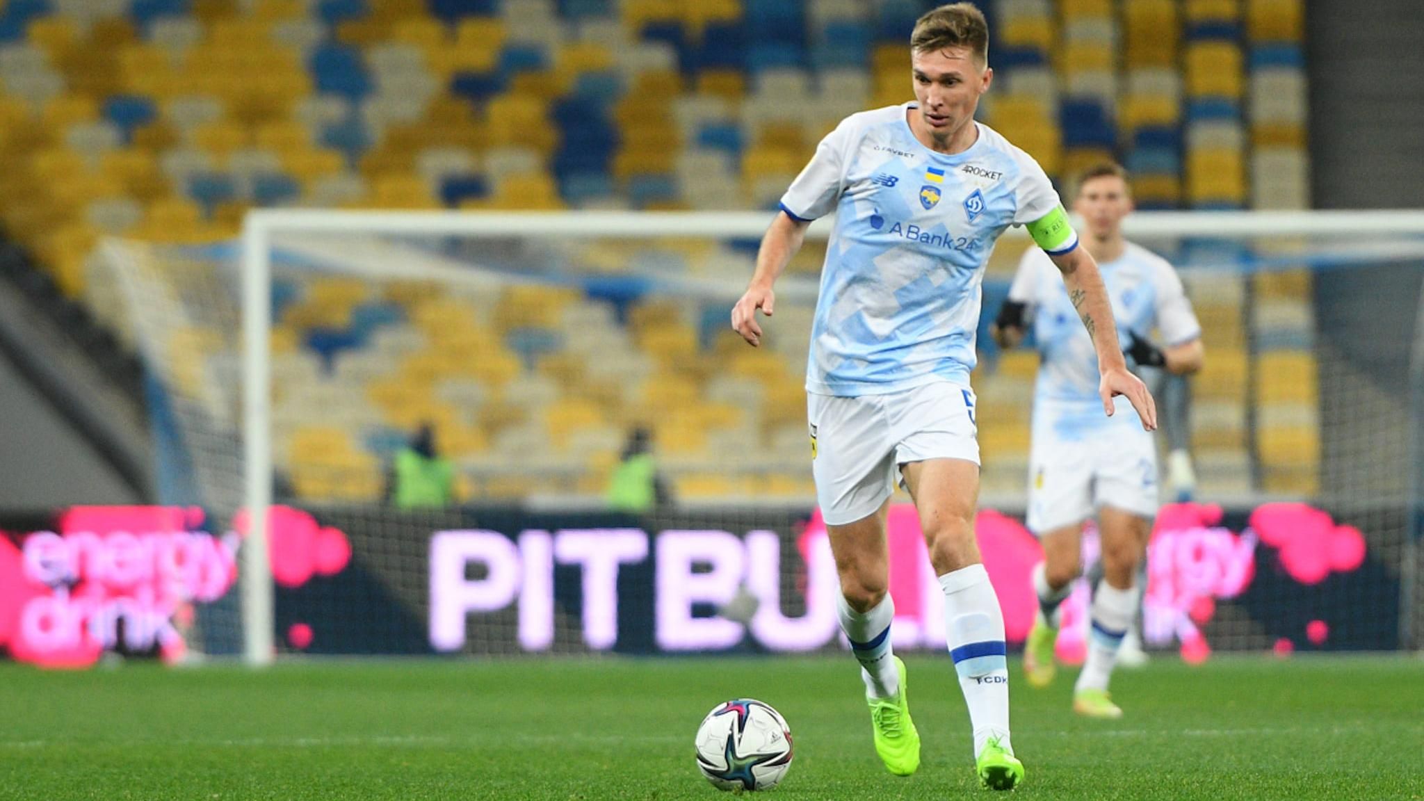 Чи був пенальті у матчі Динамо – Ворскла після зіткнення Сидорчука та Степанюка: відео - Спорт 24 Чи був пенальті у матчі Динамо – Ворскла після зіткнення Сидорчука та Степанюка: відео - Спорт 24