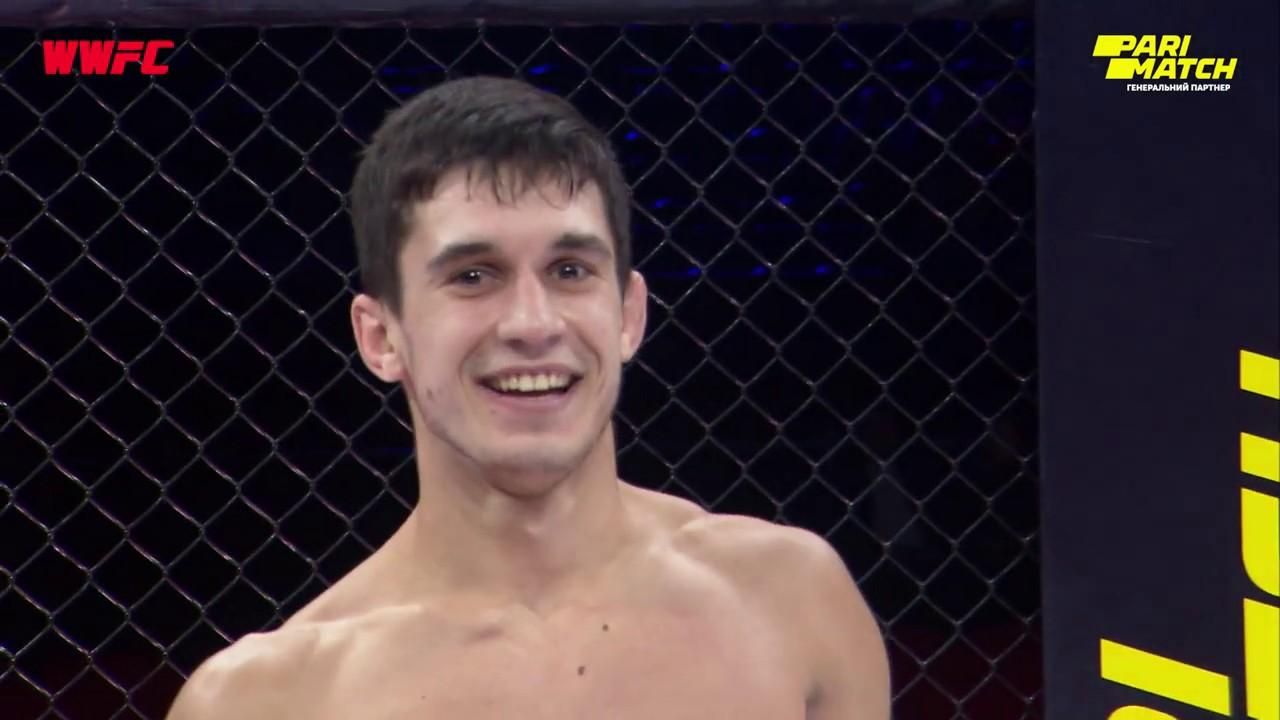 Український боєць MMA злизав кров із суперника під час бою: відео - Спорт 24