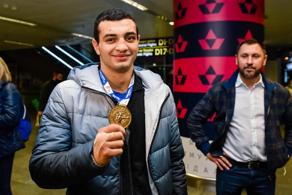 Первые тренировки были на улице, – Захареев рассказал о первых шагах в боксе Первые тренировки были на улице, – Захареев рассказал о первых шагах в боксе