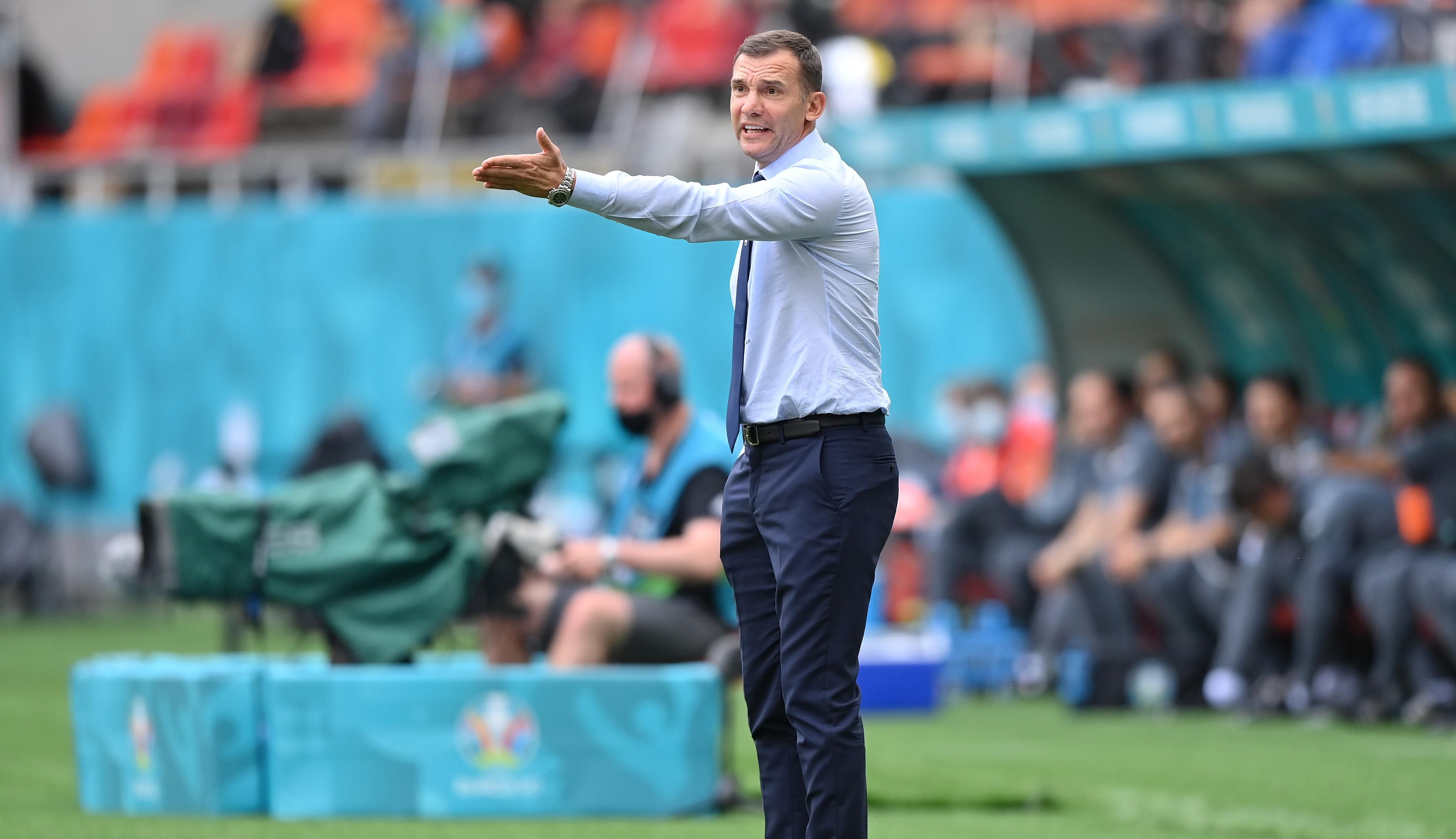 Шевченко сломя голову начал вытаскивать Дженоа со дна Серии А: эмоциональные фото с тренировок Шевченко сломя голову начал вытаскивать Дженоа со дна Серии А: эмоциональные фото с тренировок