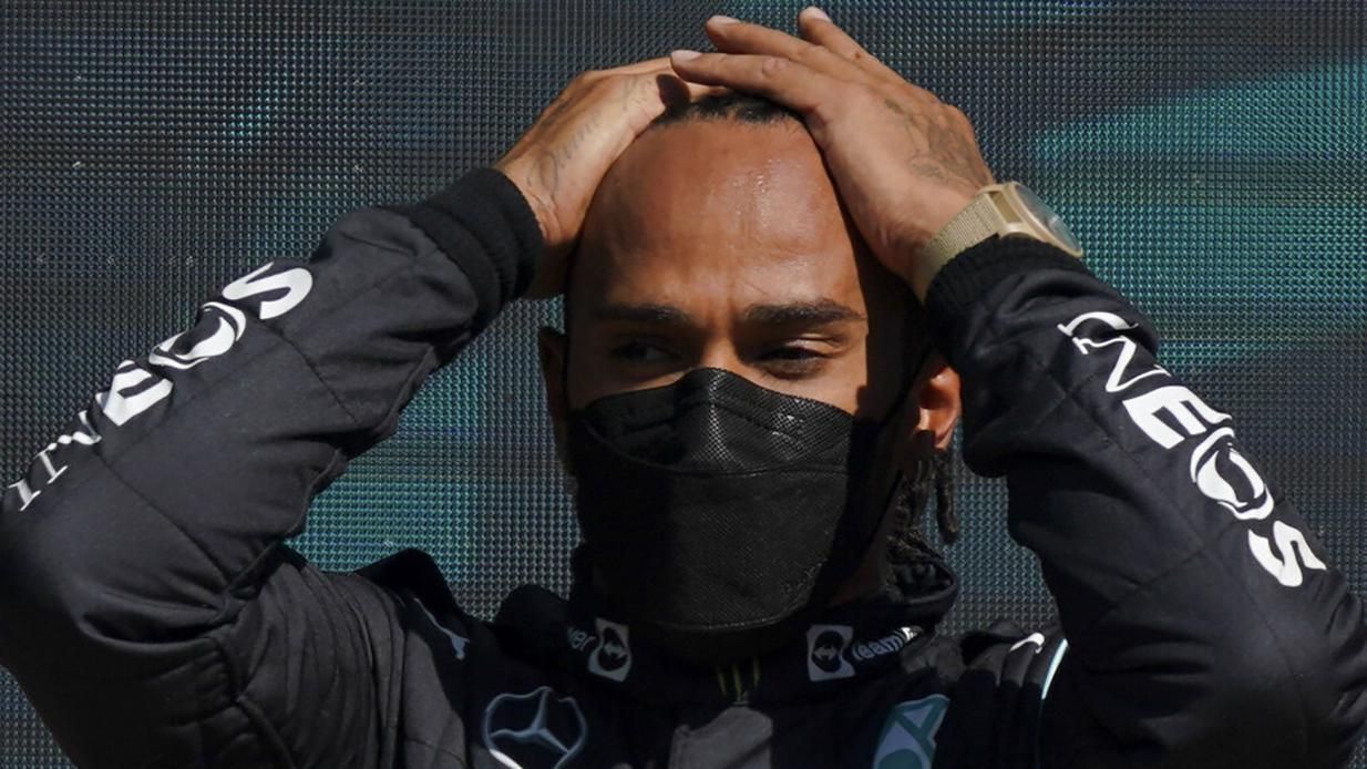 Интрига обостряется: Хэмилтон получил штраф перед гран-При Бразилии Интрига обостряется: Хэмилтон получил штраф перед гран-При Бразилии