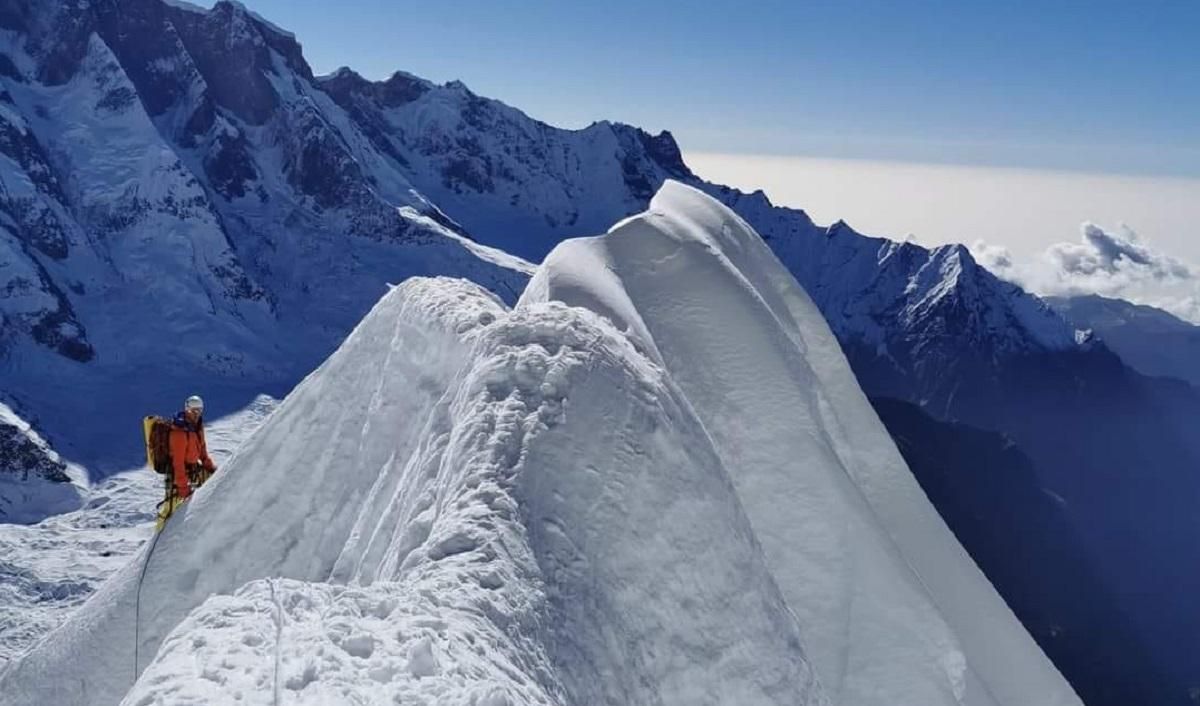 Українці першими у світі підкорили недосяжну вершину у Гімалаях на висоті понад 7 тисяч метрів - Спорт 24