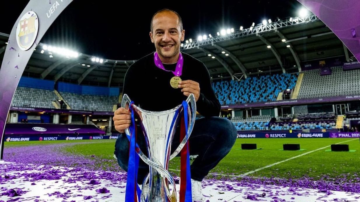 Бывший тренер Барселоны официально возглавил женскую сборную Украины по футболу Бывший тренер Барселоны официально возглавил женскую сборную Украины по футболу