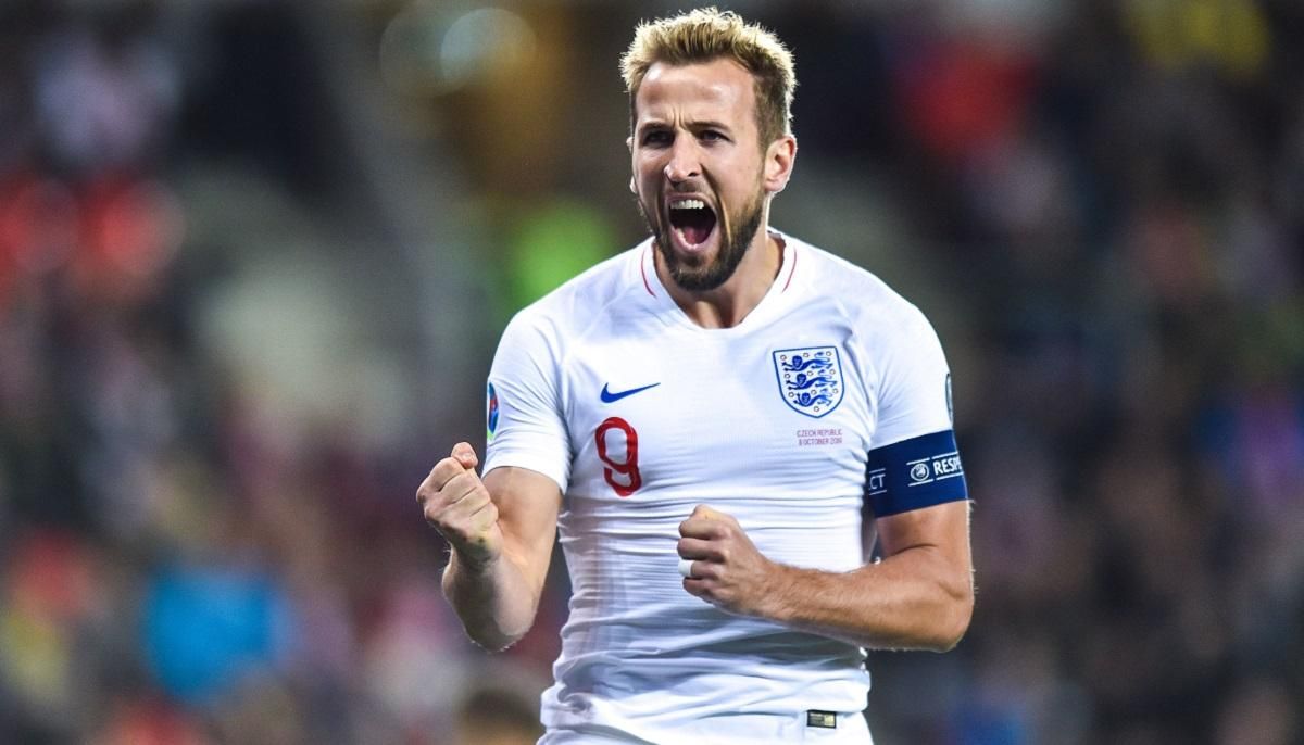 Как нападающий Англии Кейн "проехался катком" по Сан-Марино: видео покера футболиста Как нападающий Англии Кейн "проехался катком" по Сан-Марино: видео покера футболиста