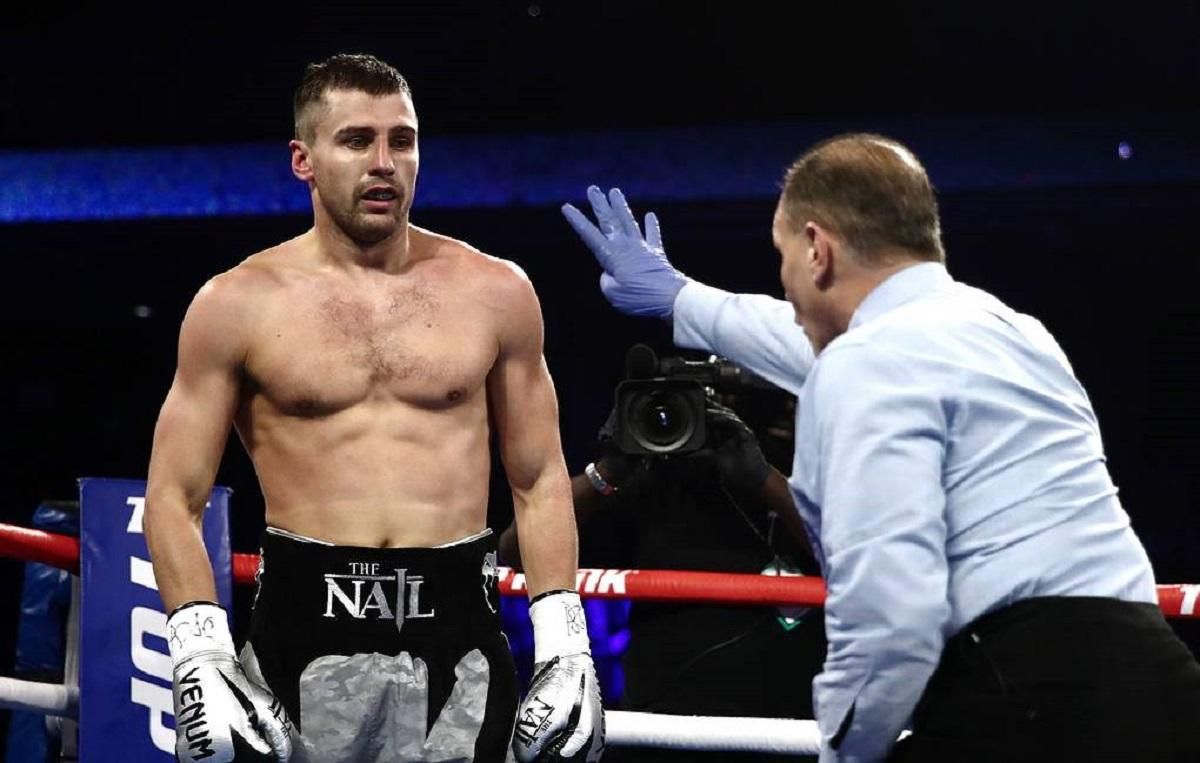 Такой нет у Усика и Кличко: украинскому боксеру вручили уникальную награду Такой нет у Усика и Кличко: украинскому боксеру вручили уникальную награду