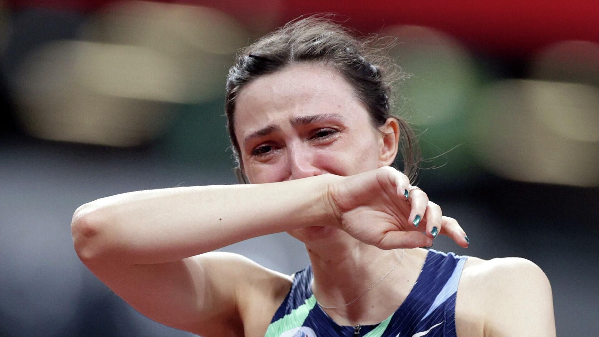 Санкции продолжаются: российские легкоатлеты и в дальнейшем будут выступать без флага и гимна Санкции продолжаются: российские легкоатлеты и в дальнейшем будут выступать без флага и гимна