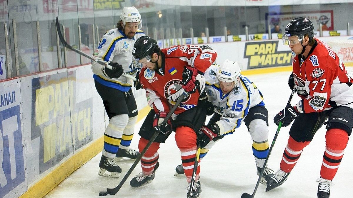Демарш в українською хокеї: дискваліфіковані гравці Донбасу вийшли на лід - Спорт 24