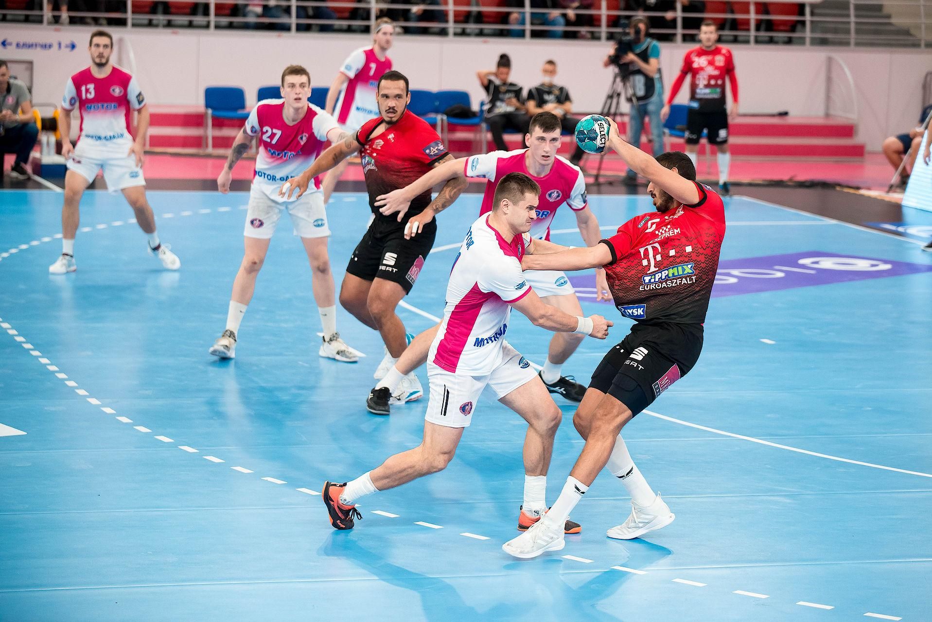 Украинский Мотор обыграл победителей SEHA-лиги в гандбольной Лиге чемпионов Украинский Мотор обыграл победителей SEHA-лиги в гандбольной Лиге чемпионов