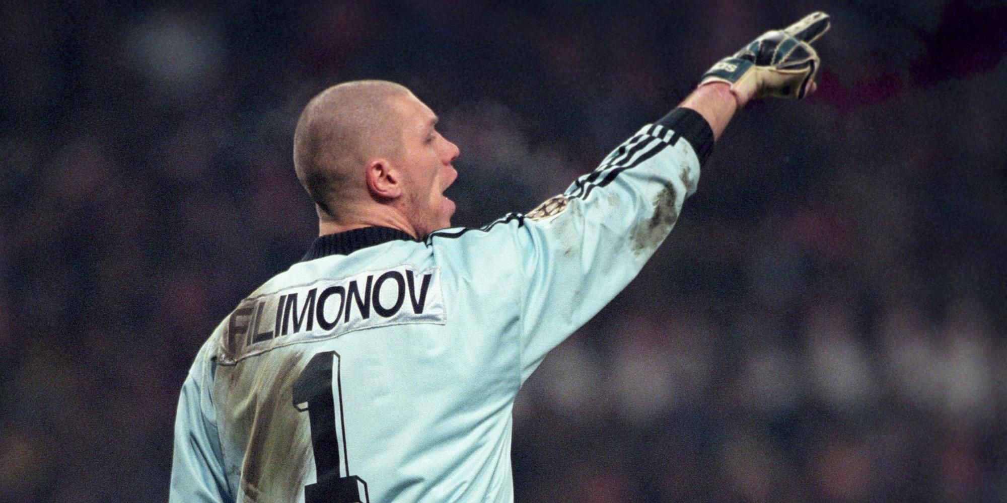 Вратарь сборной России вспомнил гол Шевченко, сломавший ему карьеру: историческое видео Вратарь сборной России вспомнил гол Шевченко, сломавший ему карьеру: историческое видео