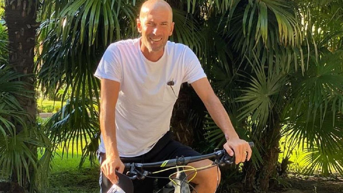 Английский язык и позиция жены: почему Зидан отказался возглавить МЮ Английский язык и позиция жены: почему Зидан отказался возглавить МЮ