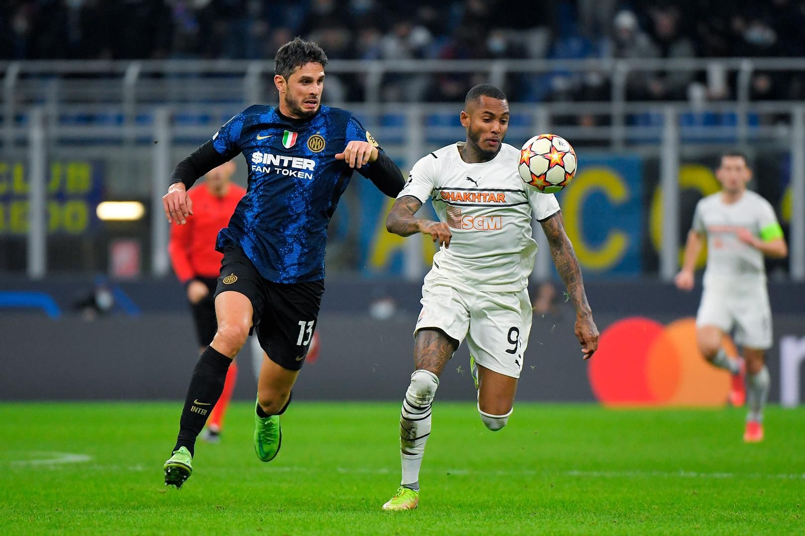 Зінченко переміг Мессі, виліт Боруссії Д: результати Ліги чемпіонів 25 листопада - Спорт 24 Зінченко переміг Мессі, виліт Боруссії Д: результати Ліги чемпіонів 25 листопада - Спорт 24