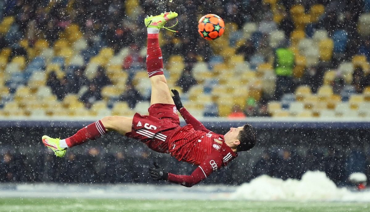 Бисиклета Левандовского в ворота Динамо претендует на звание лучшего гола ЛЧ Бисиклета Левандовского в ворота Динамо претендует на звание лучшего гола ЛЧ